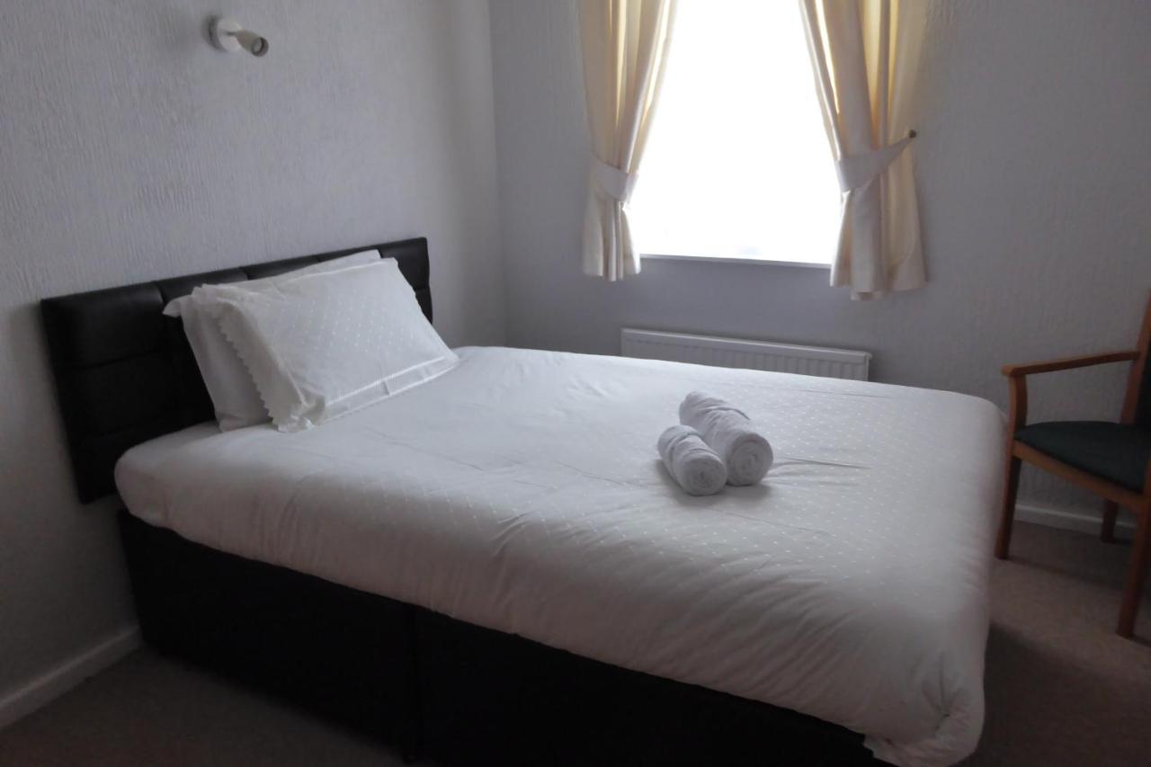 Capri Guest House ทอร์คิ ภายนอก รูปภาพ